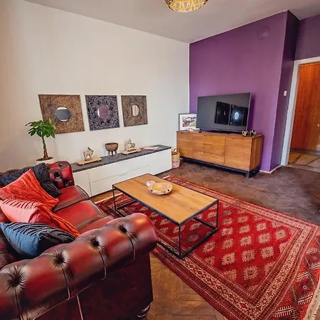 Perfect Location Apartment Varna